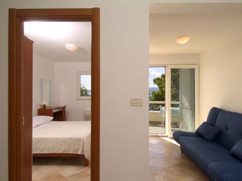 Apartments Villa Medic Brela Esterno foto